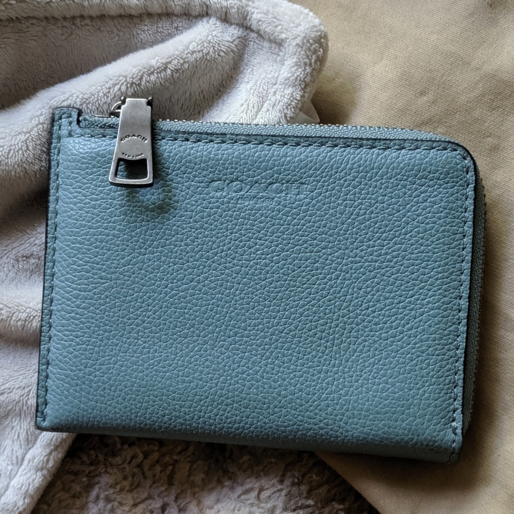 Coach Corner Zip ID Case